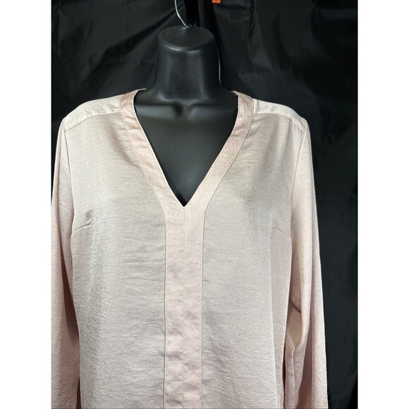 Express Crushed Satin Pink And Gold V-Neck Portofino Size M - Picture 3 of 12